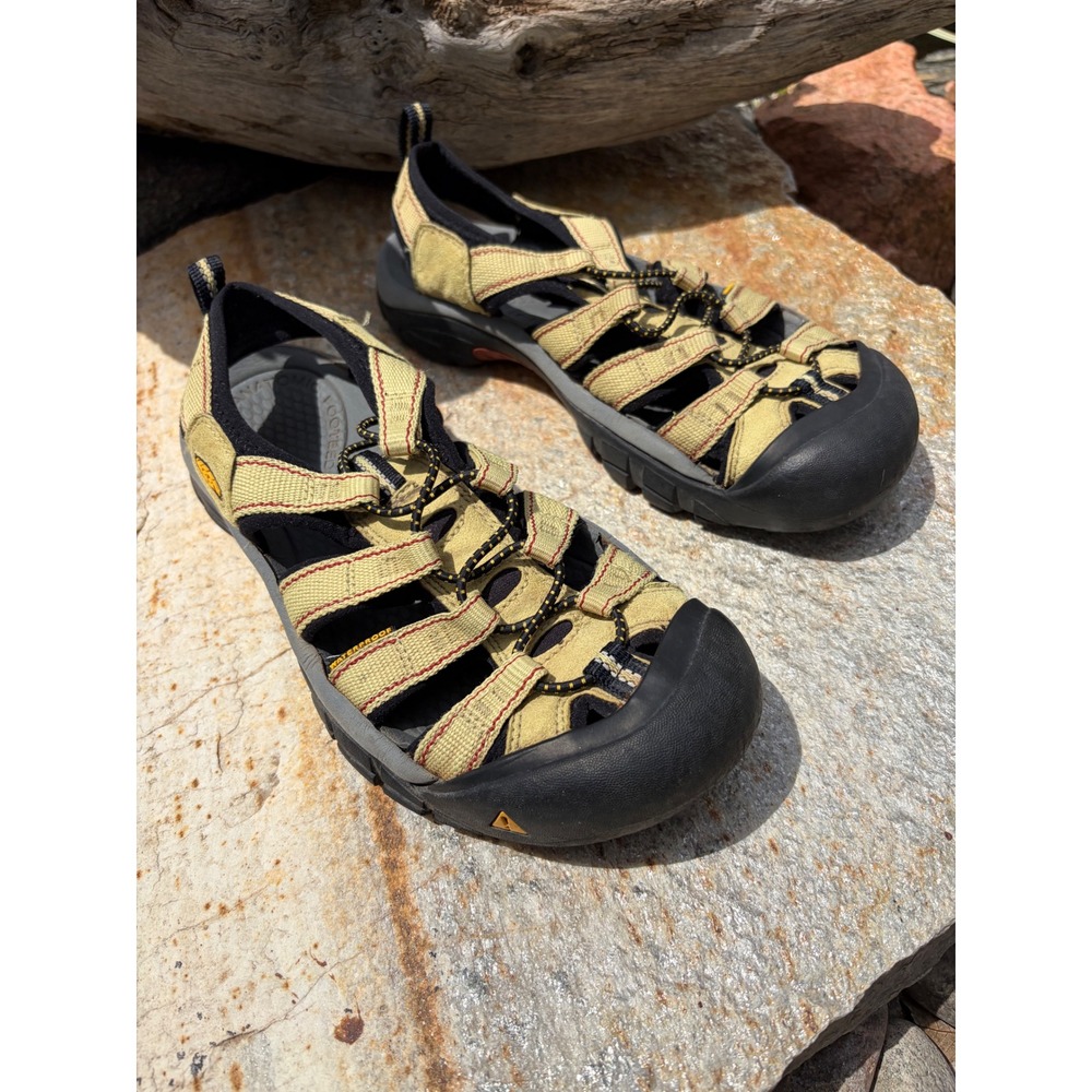 KEEN Newport H2 Mens Hiking Sandals Tan Black Waterproof Size 7.5 US